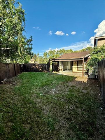 14222 VILLAGE VIEW DRIVE, Tampa, FL 33624