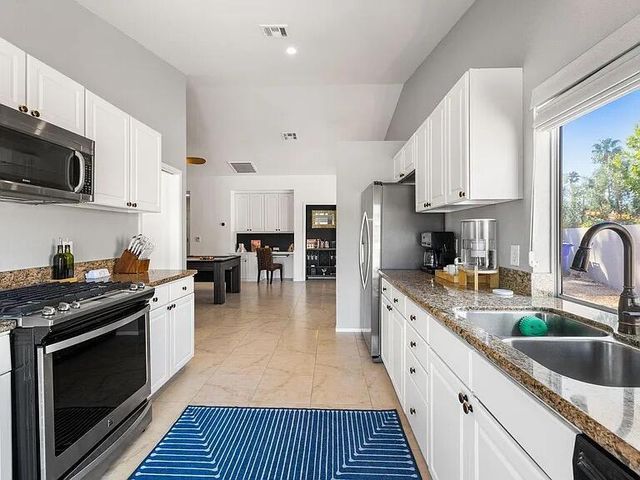 76838 Abby Court, Palm Desert, CA 92211