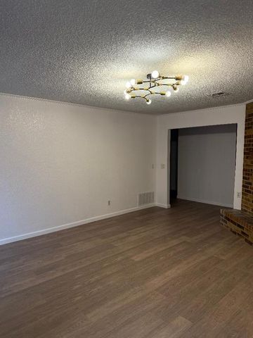 2005 Eastridge Place, Oklahoma City, OK 73141