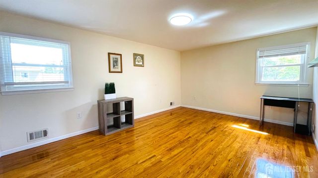 950 Newton Street, North Brunswick, NJ 08902