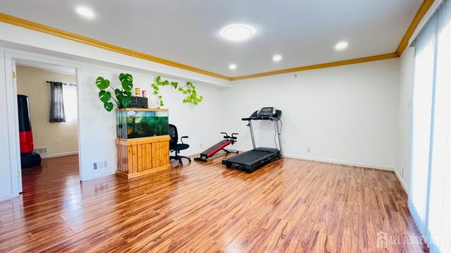 950 Newton Street, North Brunswick, NJ 08902