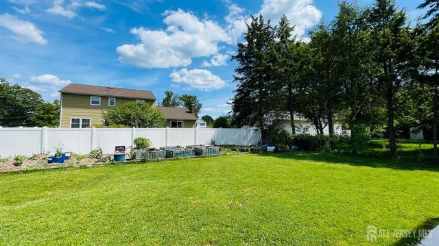 950 Newton Street, North Brunswick, NJ 08902