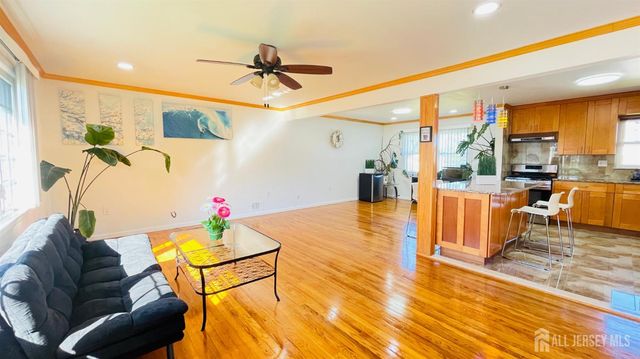 950 Newton Street, North Brunswick, NJ 08902