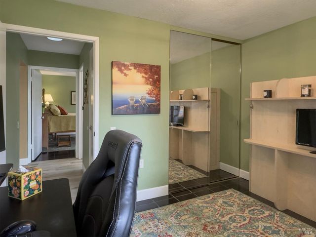 1250 Mission Dr, Sonoma, CA 95476