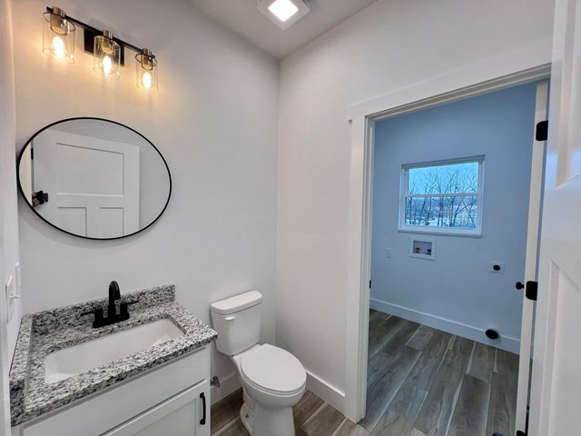 96 Rainbow Hill Lane, Reeds Spring, MO 65737