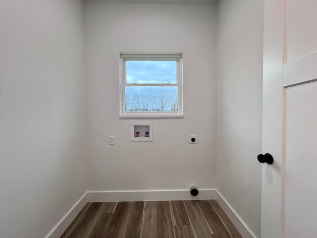 96 Rainbow Hill Lane, Reeds Spring, MO 65737