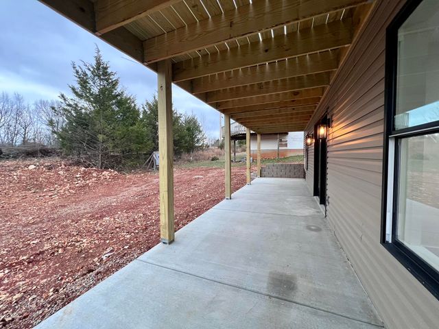 96 Rainbow Hill Lane, Reeds Spring, MO 65737