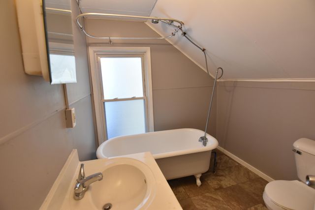 1222 Eastern Avenue Se, City Of Grand Rapids, MI 49507