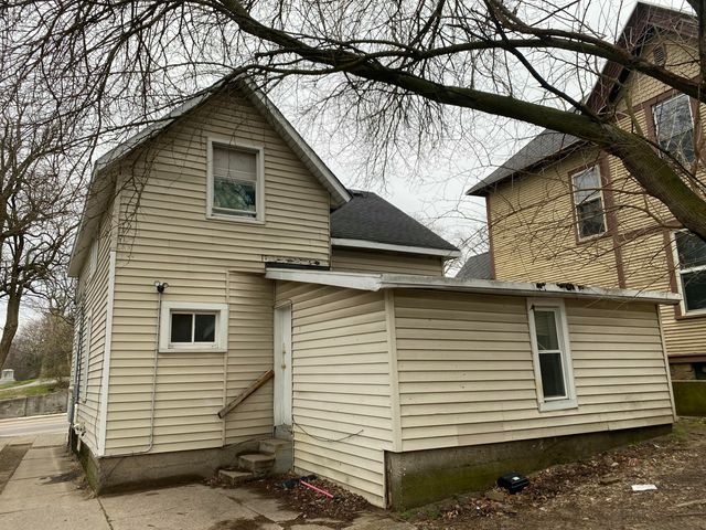 1222 Eastern Avenue Se, City Of Grand Rapids, MI 49507