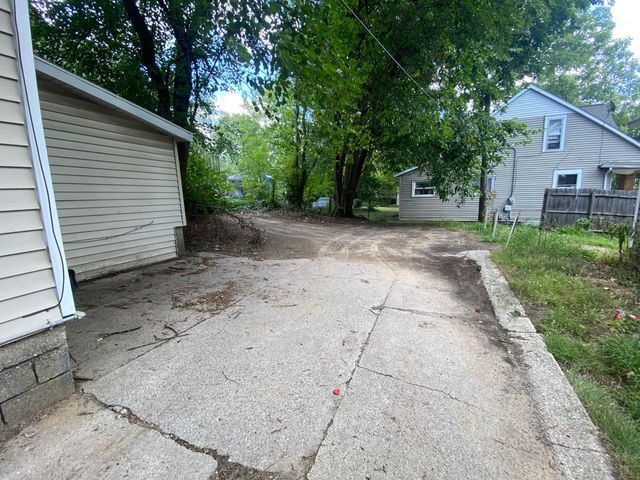 1222 Eastern Avenue Se, City Of Grand Rapids, MI 49507