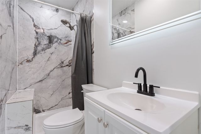 715 E Main Street, Mexia, TX 76667