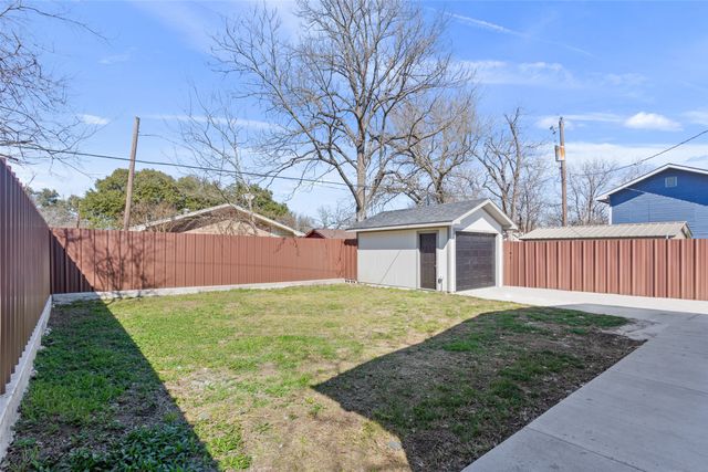 715 E Main Street, Mexia, TX 76667