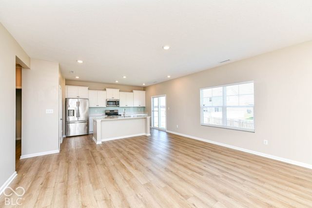 1643 N Sailboat Drive, Greenfield, IN 46140