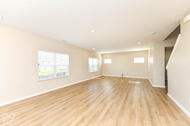 1643 N Sailboat Drive, Greenfield, IN 46140