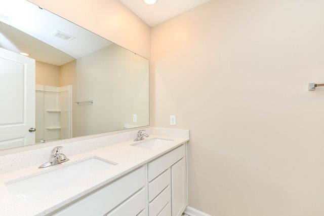 1643 N Sailboat Drive, Greenfield, IN 46140