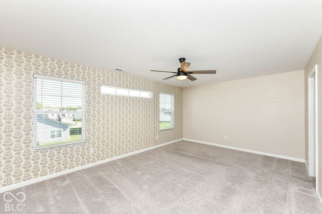 1643 N Sailboat Drive, Greenfield, IN 46140