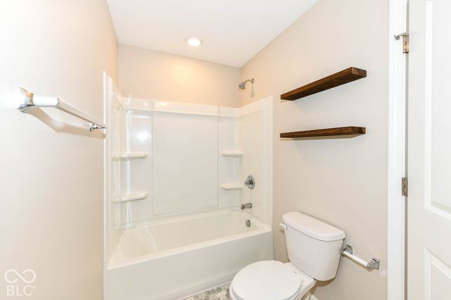 1643 N Sailboat Drive, Greenfield, IN 46140