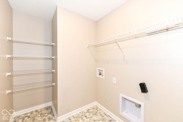 1643 N Sailboat Drive, Greenfield, IN 46140