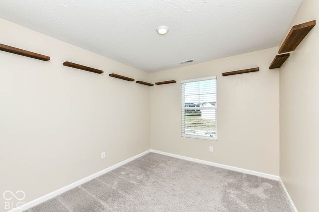 1643 N Sailboat Drive, Greenfield, IN 46140