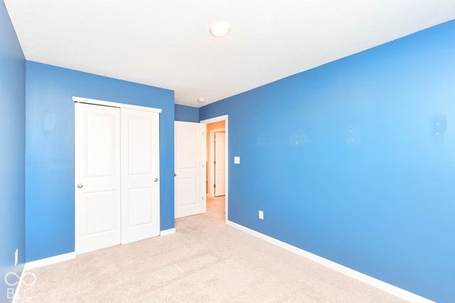 1643 N Sailboat Drive, Greenfield, IN 46140