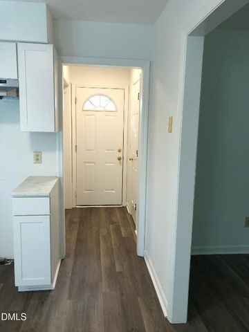 712 Kimpton Court, Fuquay Varina, NC 27526