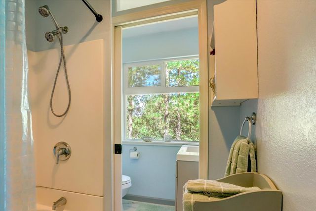 11823 Lost Ranch Way, Nevada City, CA 95959