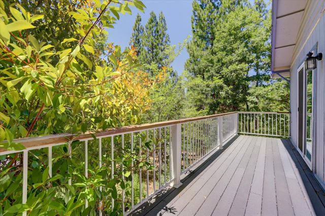 11823 Lost Ranch Way, Nevada City, CA 95959