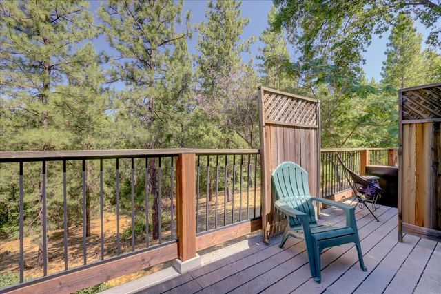 11823 Lost Ranch Way, Nevada City, CA 95959