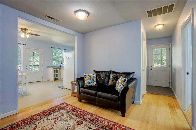 11823 Lost Ranch Way, Nevada City, CA 95959