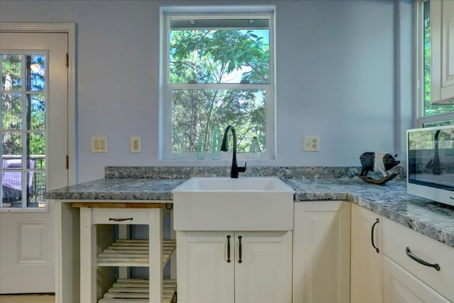 11823 Lost Ranch Way, Nevada City, CA 95959