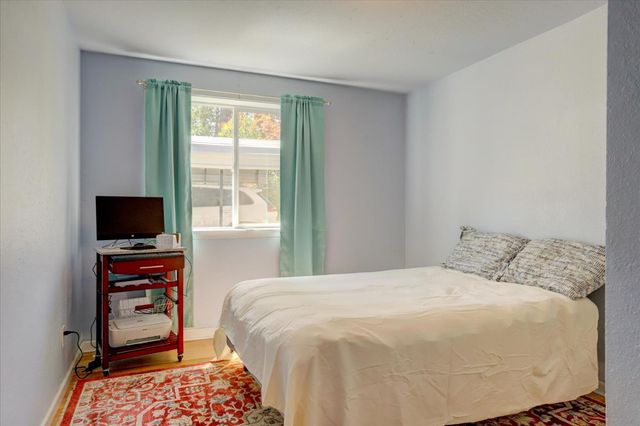 11823 Lost Ranch Way, Nevada City, CA 95959