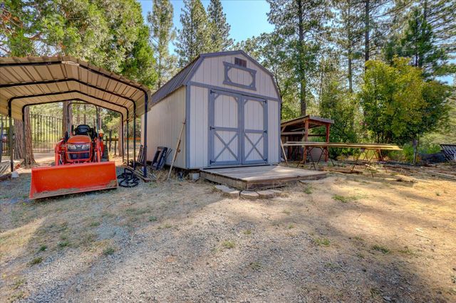 11823 Lost Ranch Way, Nevada City, CA 95959
