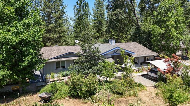 11823 Lost Ranch Way, Nevada City, CA 95959