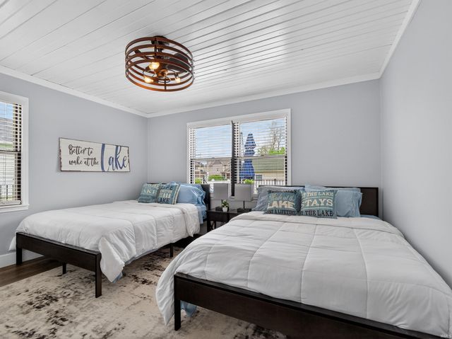 9202 E Lilac Lane, Cromwell, IN 46732