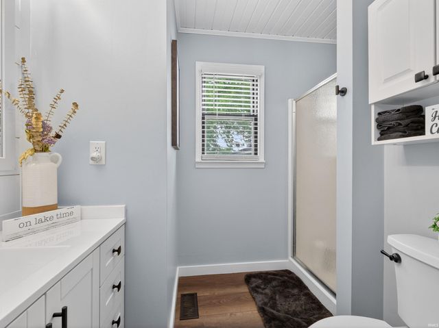 9202 E Lilac Lane, Cromwell, IN 46732