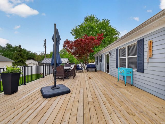 9202 E Lilac Lane, Cromwell, IN 46732