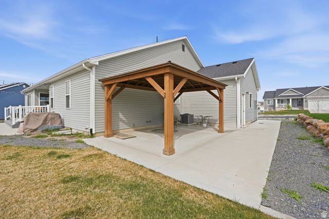 638 E CANYON RIM RD, Smithfield, UT 84335