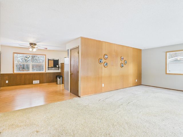 6858 E Viking Boulevard, Wyoming, MN 55092