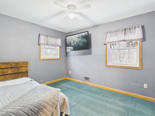 6858 E Viking Boulevard, Wyoming, MN 55092