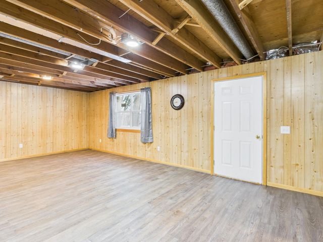 6858 E Viking Boulevard, Wyoming, MN 55092