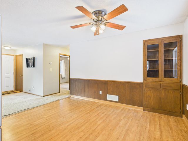 6858 E Viking Boulevard, Wyoming, MN 55092