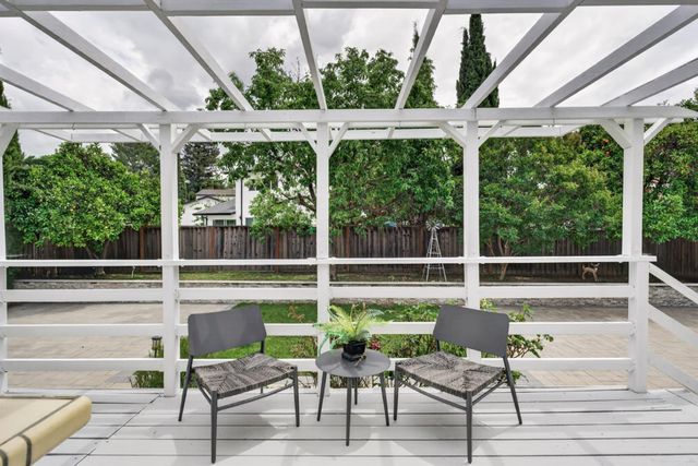 1872 Ribisi Way, San Jose, CA 95131