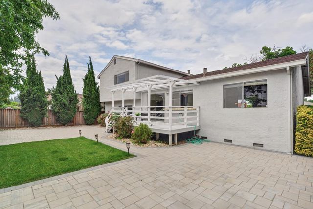 1872 Ribisi Way, San Jose, CA 95131