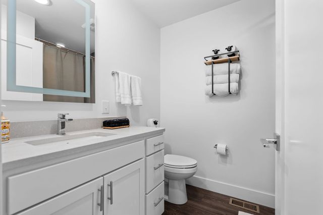 134 Gillis Street 15, Traverse City, MI 49684