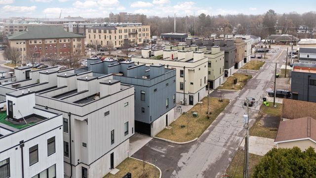 134 Gillis Street 15, Traverse City, MI 49684