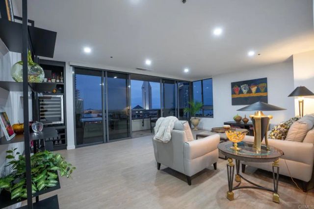700 Front Street 1102, San Diego, CA 92101