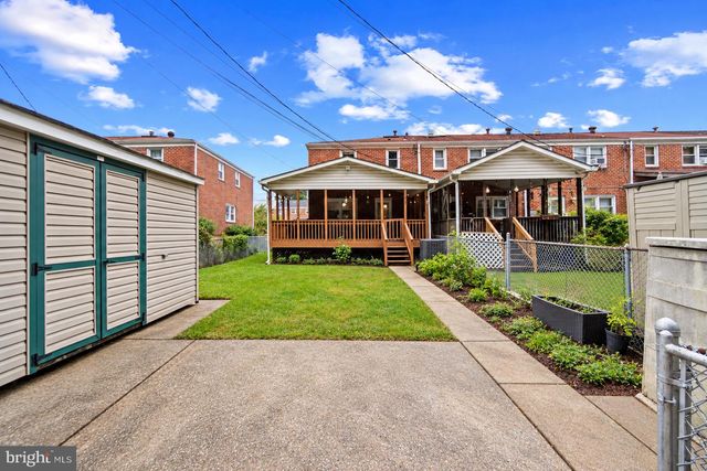 943 CIRCLE DR, Baltimore, MD 21227