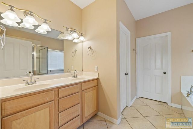 14 Cypress Point, Laguna Vista, TX 78578