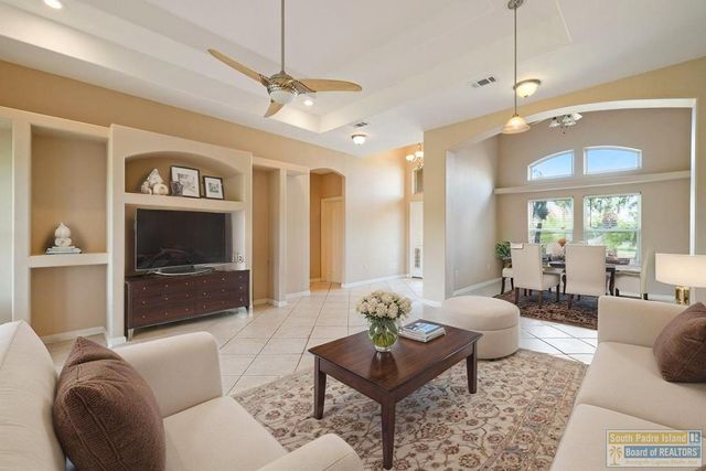 14 Cypress Point, Laguna Vista, TX 78578