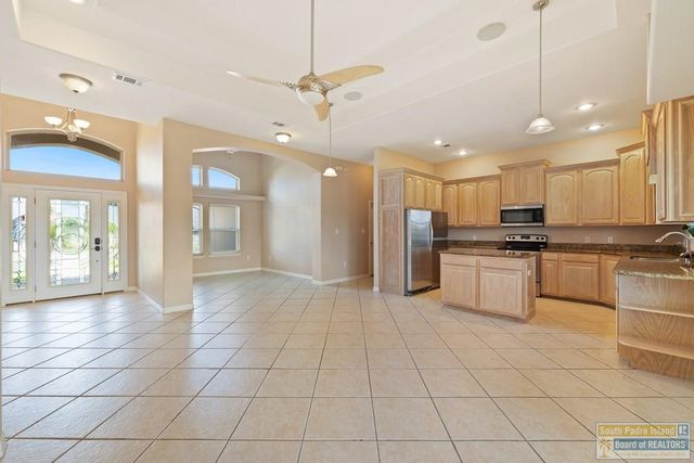 14 Cypress Point, Laguna Vista, TX 78578